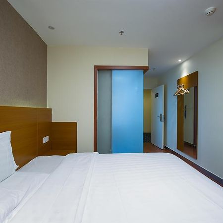 7Days Inn Premium Beijing Chaoyangmen Dış mekan fotoğraf